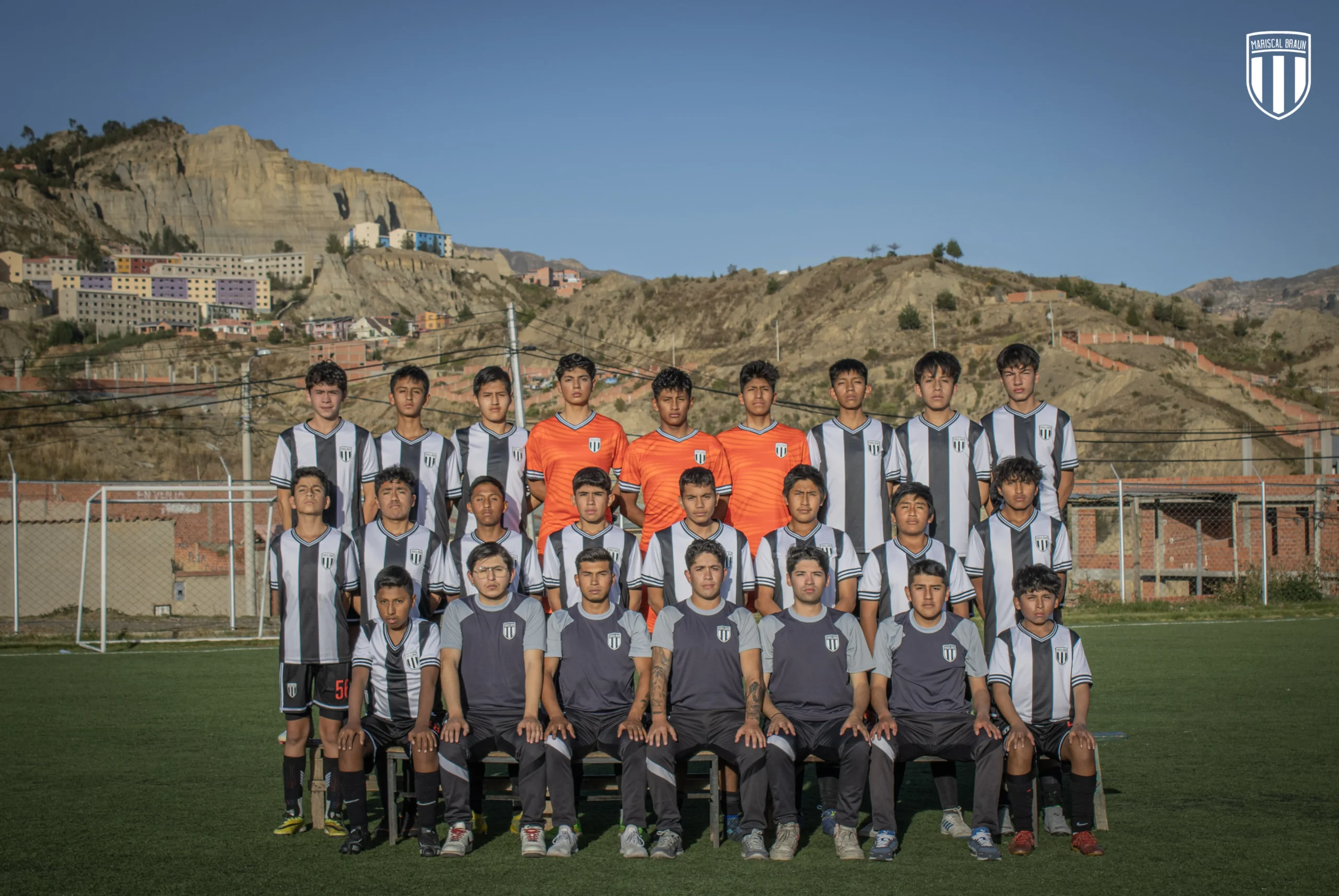 Equipo Sub 15 del Club Mariscal Braun en La Paz